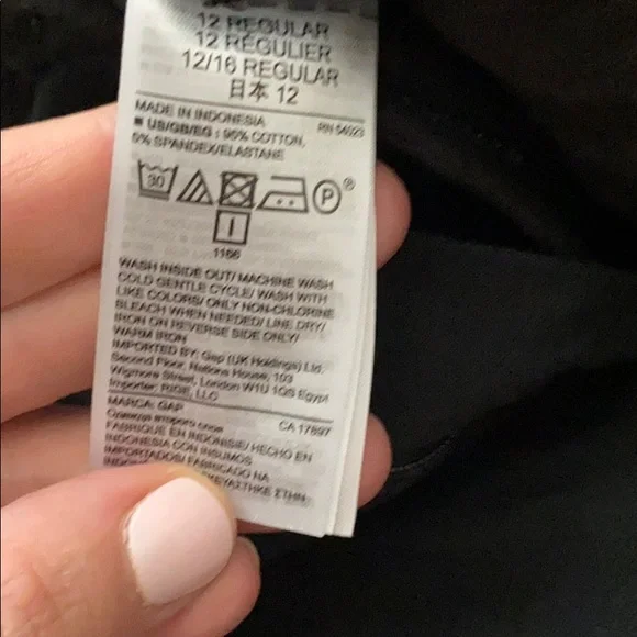 GAP Black Ankle Pants - Picture 5 of 5